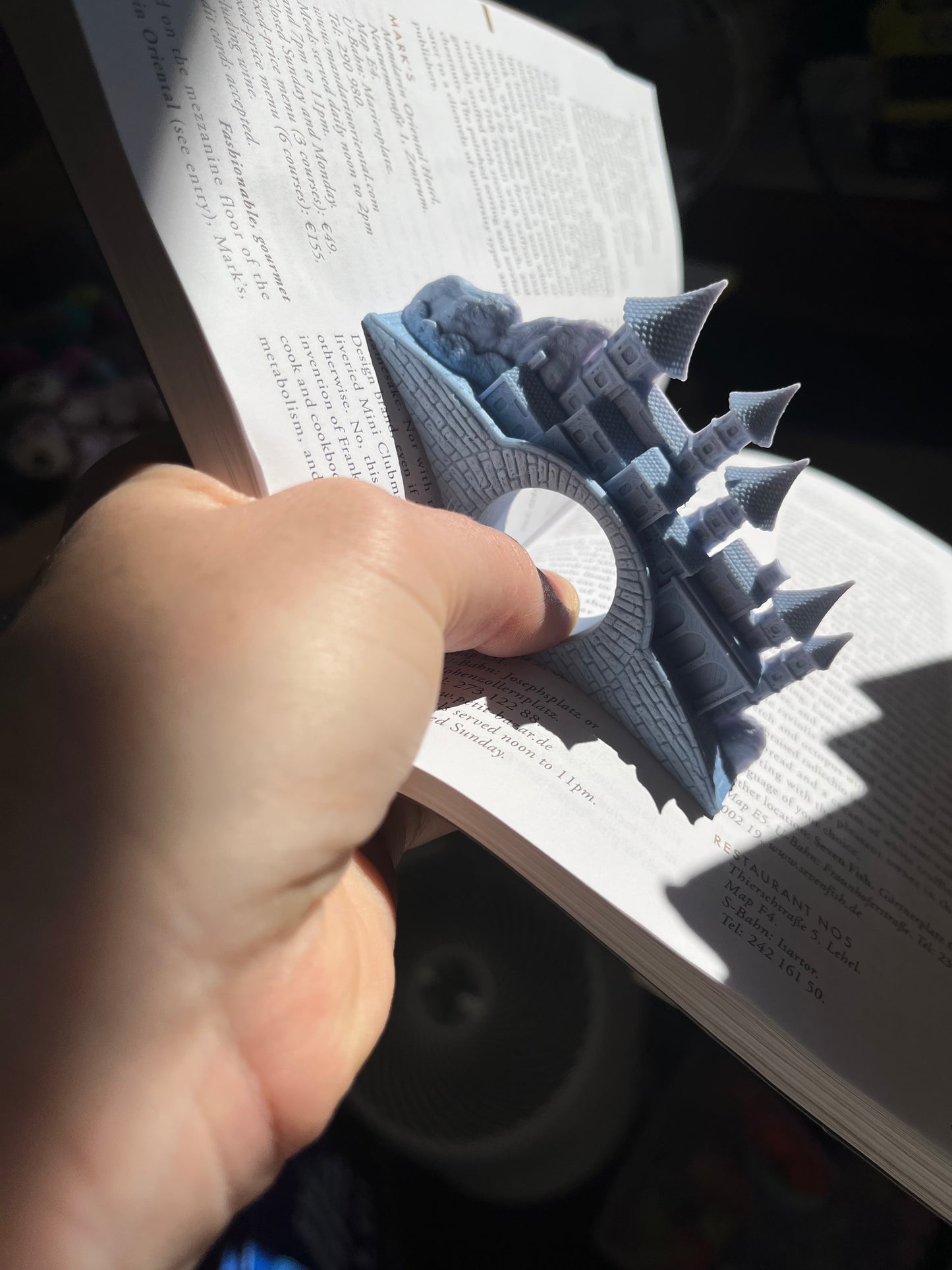 Castle - Page Holder