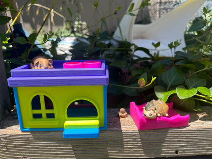 Jiggler pet Home