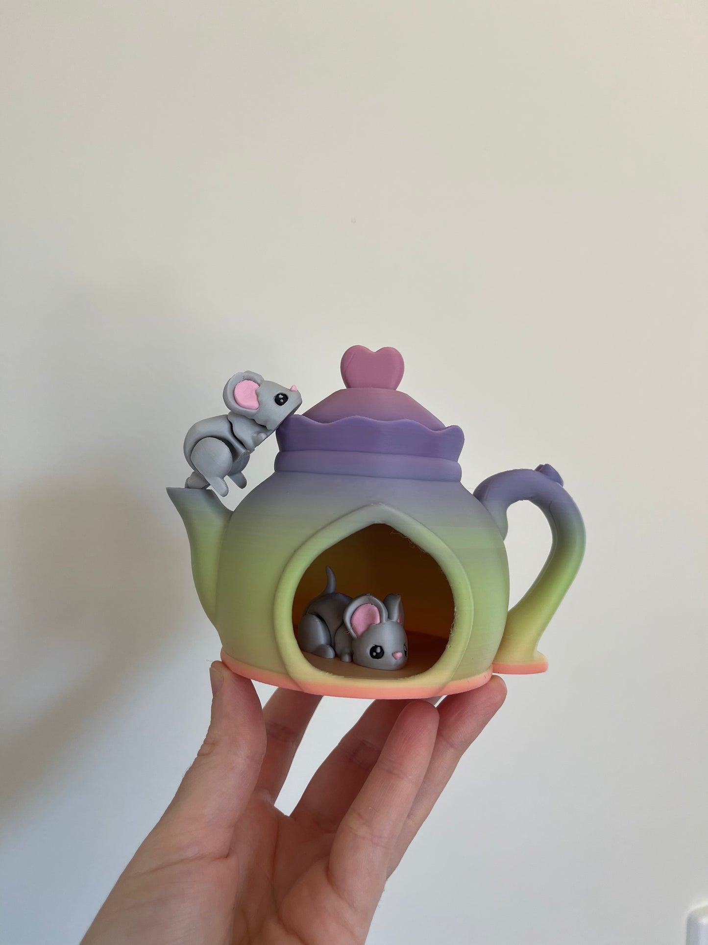 TEAPOT HOUSE SET (Inc 2 mice)